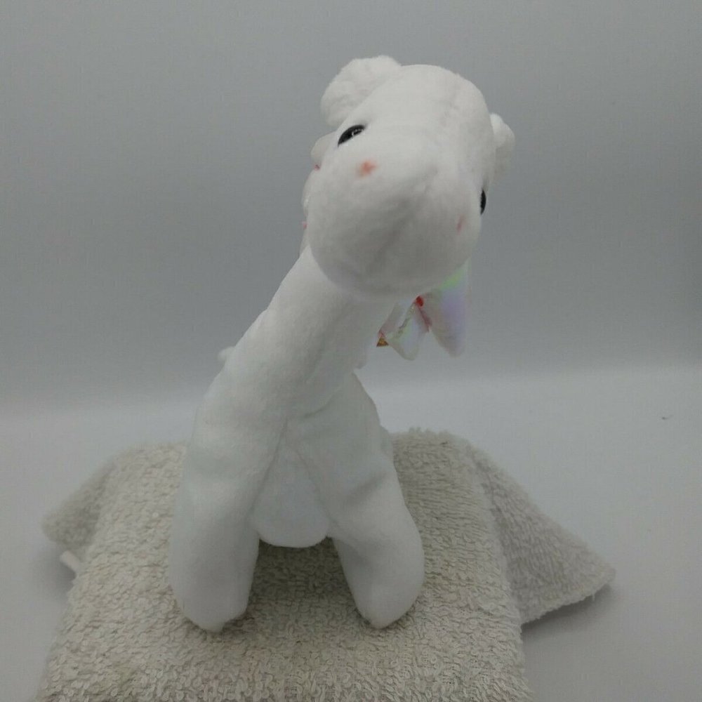 Vintage #4088 1995 TY Magic the White Dragon Wings Hand & Tush Tags Retired EUC